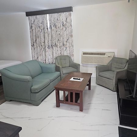 Leelas Villa Inn Flesherton Ngoại thất bức ảnh