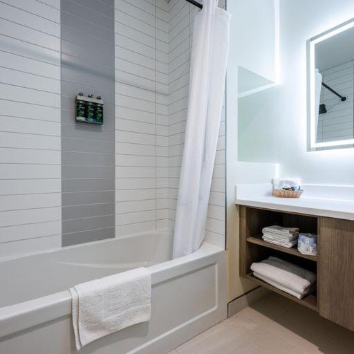Leelas Villa Inn Flesherton Ngoại thất bức ảnh