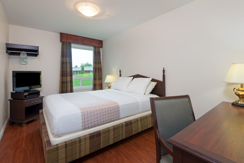 Leelas Villa Inn Flesherton Ngoại thất bức ảnh