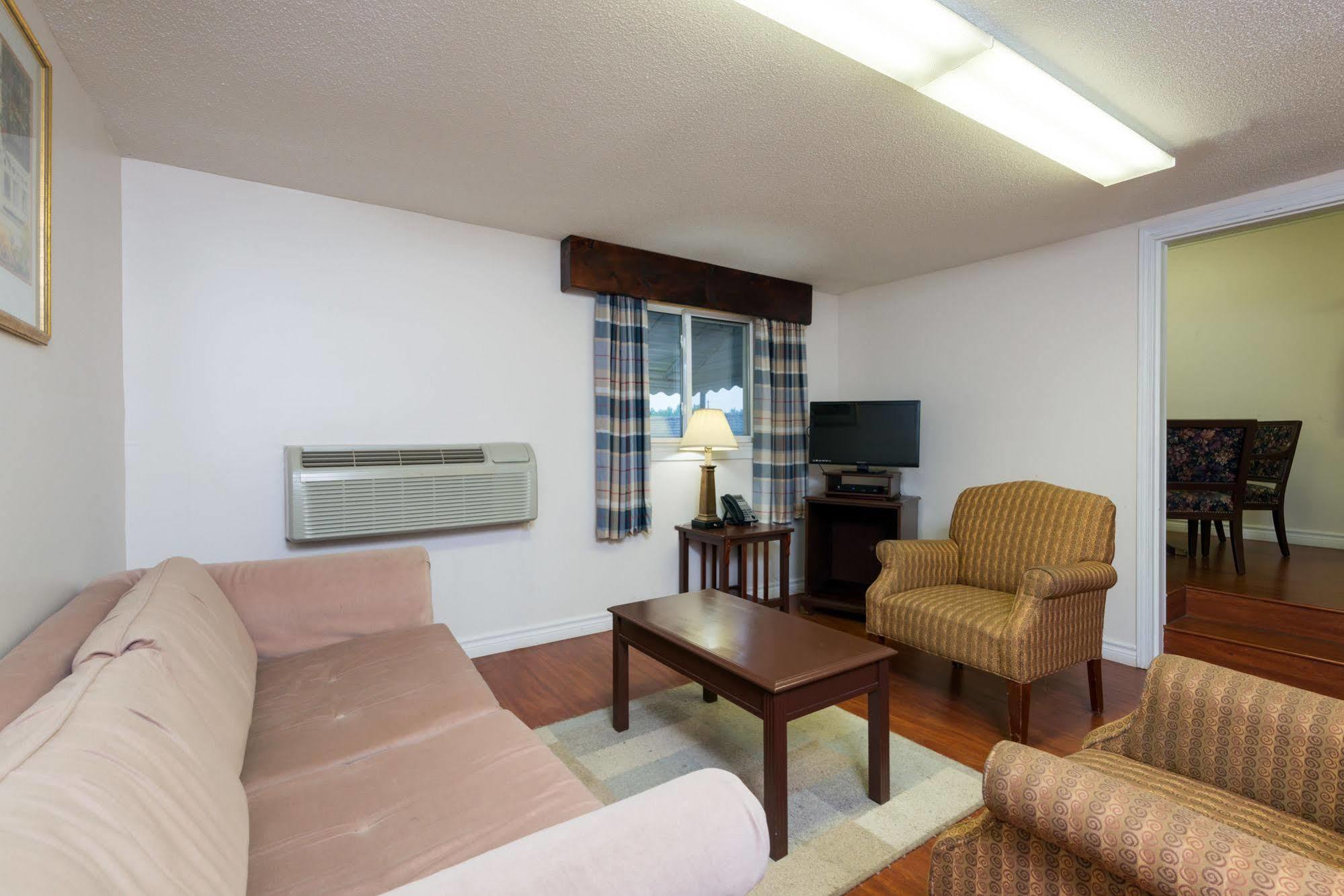 Leelas Villa Inn Flesherton Ngoại thất bức ảnh